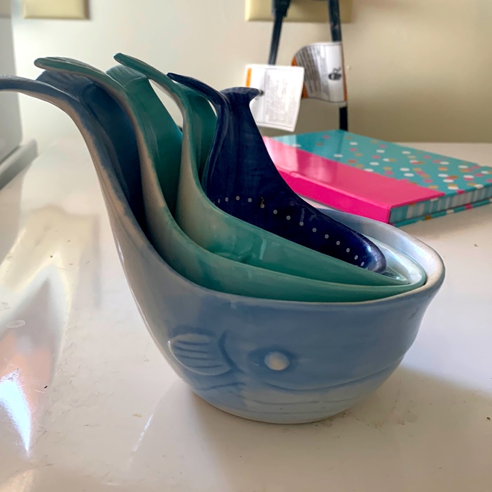 Anthropologie whale measuring cups